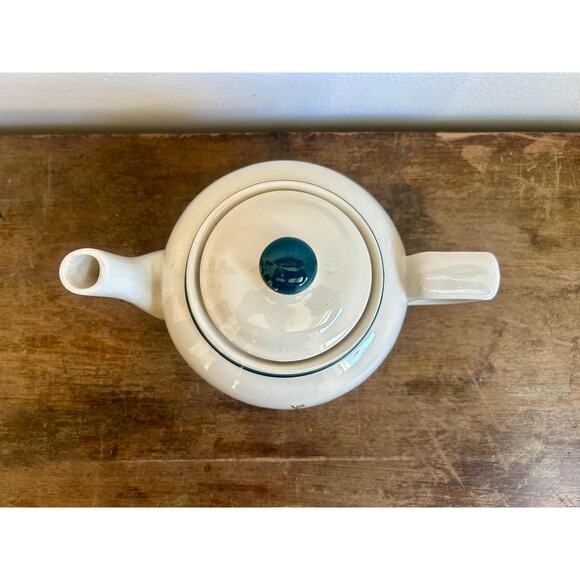 Vintage Ceramic Teapot with Apple Design and Green Trim | Floral Teapot - Picture 3 of 8